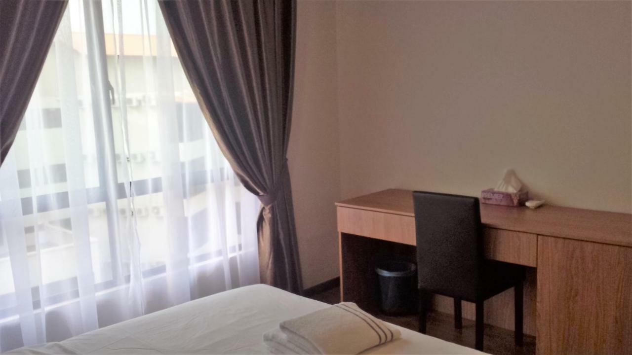 Cherloft@Samsuria Beach Residences Kampung Sungai Ular ภายนอก รูปภาพ