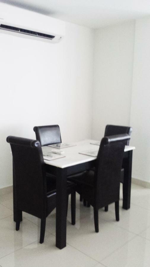 Cherloft@Samsuria Beach Residences Kampung Sungai Ular ภายนอก รูปภาพ