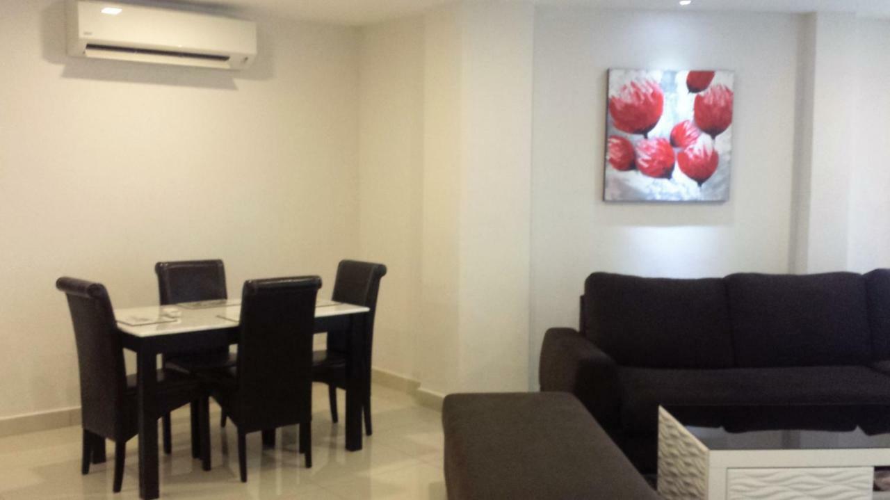 Cherloft@Samsuria Beach Residences Kampung Sungai Ular ภายนอก รูปภาพ