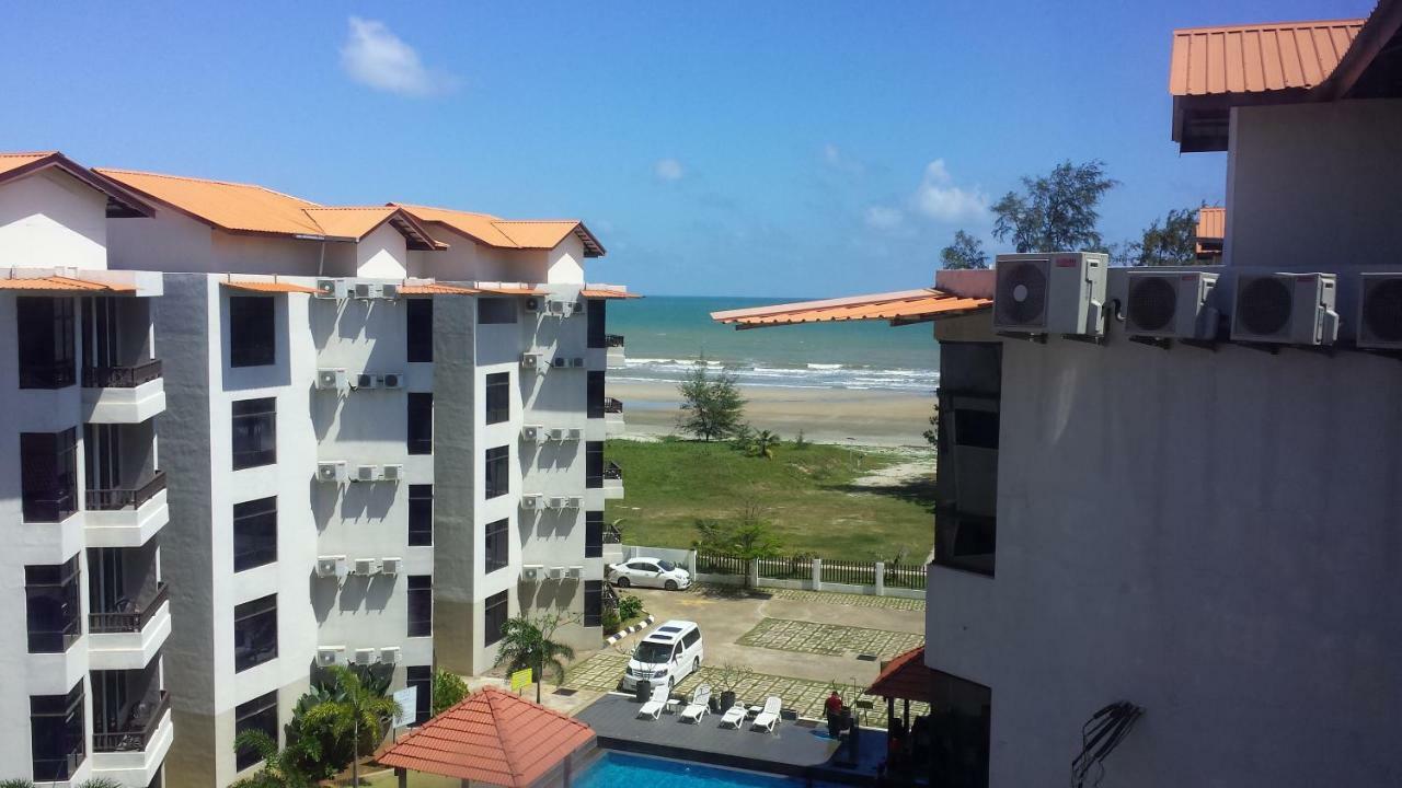 Cherloft@Samsuria Beach Residences Kampung Sungai Ular ภายนอก รูปภาพ